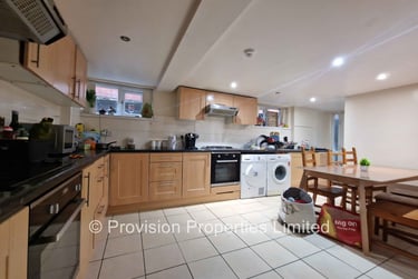8 bed house, St. Michaels Villas, Headingley, Leeds, LS63AF - Image 5