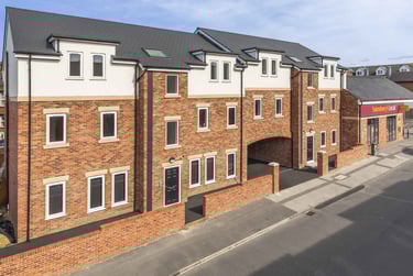 2 bed flat, Royal Park Road, Hyde Park, Leeds, LS61HT - Image 3