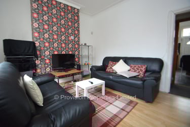 4 bed house, Harold Grove, Burley, Leeds, LS61LB - Image 3