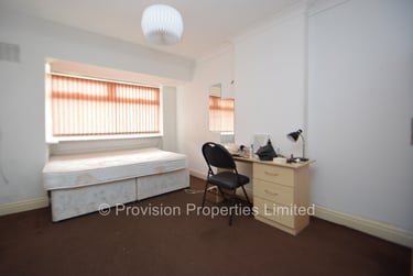 3 bed house, Kelso Gardens, Hyde Park, Leeds, LS29PS - Image 8