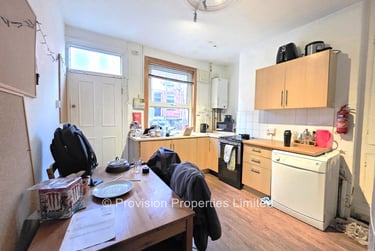 3 bed house, Harold Terrace, Burley, Leeds, LS61LD - Image 5