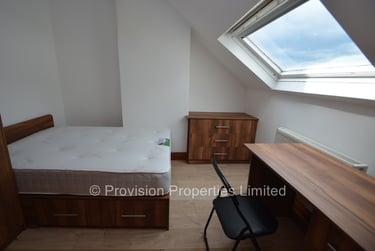 7 bed house, Manor Drive, Hyde Park, Leeds, LS61DD - Image 6