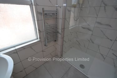 7 bed house, Manor Drive, Hyde Park, Leeds, LS61DD - Image 9