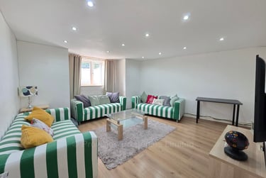 10 bed house, Headingley Avenue, Headingley, Leeds, LS63ER - Image 1