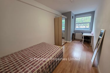 5 bed flat, Cardigan Road, Burley, Leeds, LS61EB - Image 11