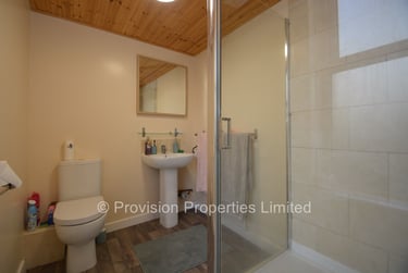 1 bed flat, Montpelier Terrace, Rampart Road, Leeds, LS62EX - Image 6