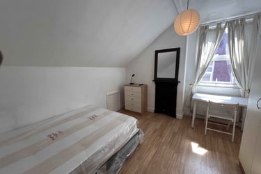 6 bed house, St Michaels Terrace, Headingley, Leeds, LS63QB - Image 8