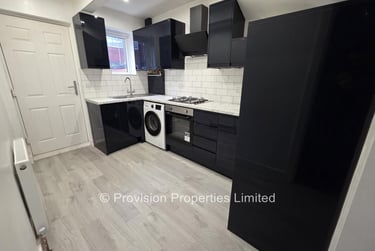 3 bed house, Park View Avenue, Burley, Leeds, LS42LH - Image 7