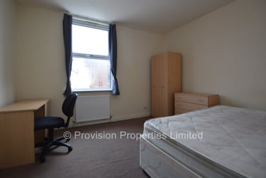 4 bed house, Royal Park Road, Hyde Park, Leeds, LS61JJ - Image 4