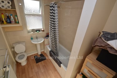 2 bed house, Thornville Terrace, Hyde Park, Leeds, LS61JT - Image 4