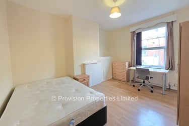 3 bed house, Branksome Place, Hyde Park, Leeds, LS61RQ - Image 5