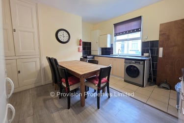 3 bed house, Branksome Place, Hyde Park, Leeds, LS61RQ - Image 4