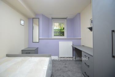 3 bed flat, Regent Park Terrace, Rampart Road, Leeds, LS62AX - Image 14