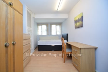 4 bed house, Well Close Rise, Woodhouse, Leeds, LS71HT - Image 3