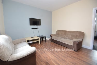 4 bed house, Burley Lodge Terrace, Burley, Leeds, LS61QD - Image 5