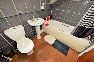 4 bed house, Elizabeth Street, Hyde Park, Leeds, LS61JF - Image 8