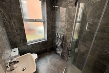 6 bed house, St Michaels Terrace, Headingley, Leeds, LS63QB - Image 2