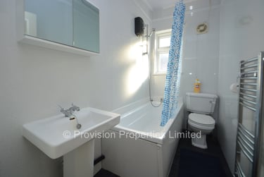 2 bed house, Carberry Terrace, Burley, Leeds, LS61QH - Image 7