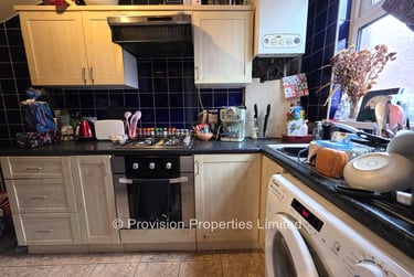 2 bed house, Thornville Avenue, Hyde Park, Leeds, LS61JS - Image 4