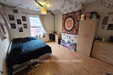 2 bed house, Thornville Avenue, Hyde Park, Leeds, LS61JS - Image 2