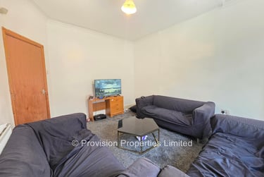 6 bed house, Welton Mount, Hyde Park, Leeds, LS61ET - Image 4