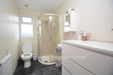 6 bed house, Brudenell Mount, Hyde Park, Leeds, LS61HS - Image 11