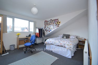 6 bed house, Brudenell Mount, Hyde Park, Leeds, LS61HS - Image 5