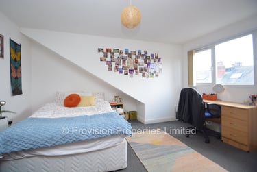 6 bed house, Brudenell Mount, Hyde Park, Leeds, LS61HS - Image 4