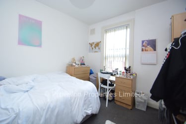 6 bed house, Brudenell Mount, Hyde Park, Leeds, LS61HS - Image 10