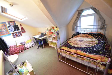 8 bed house, Belle Vue Road, Hyde Park, Leeds, LS31HF - Image 3