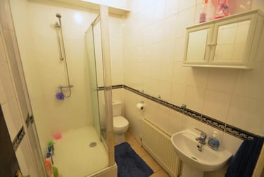 8 bed house, Belle Vue Road, Hyde Park, Leeds, LS31HF - Image 5