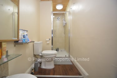 2 bed flat, Cliff Road, Rampart Road, Leeds, LS62ET - Image 2