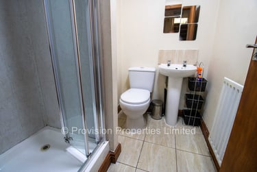 6 bed house, Chestnut Avenue, Hyde Park, Leeds, LS61AZ - Image 6