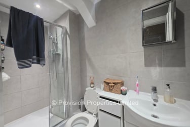 1 bed flat, Moorland Road, Hyde Park, Leeds, LS61AL - Image 5