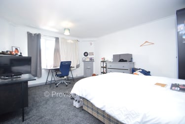 6 bed house, Manor Drive, Hyde Park, Leeds, LS61DD - Image 8