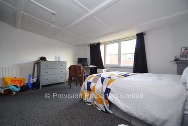 6 bed house, Manor Drive, Hyde Park, Leeds, LS61DD - Image 5