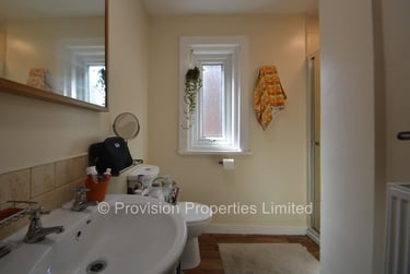 1 bed flat, Moorland Road, Hyde Park, Leeds, LS61AL - Image 7