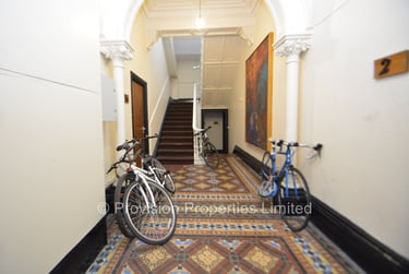 1 bed flat, Moorland Road, Hyde Park, Leeds, LS61AL - Image 10