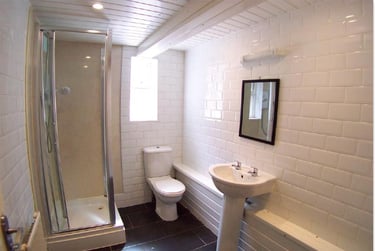 8 bed house, Queens Road, Hyde Park, Leeds, LS61HU - Image 7