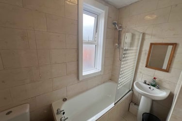 5 bed house, Walmsley Road, Burley, Leeds, LS61NG - Image 5