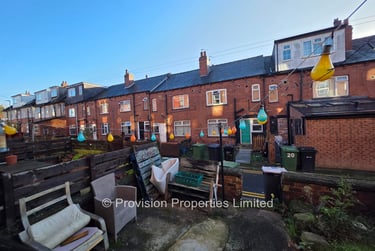 5 bed house, Walmsley Road, Burley, Leeds, LS61NG - Image 3