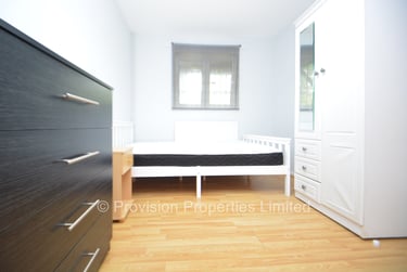 4 bed house, Well Close Rise, Woodhouse, Leeds, LS29ET - Image 5