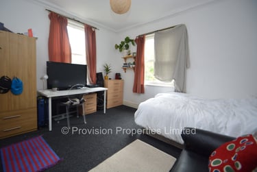10 bed house, Regent Park Avenue, Rampart Road, Leeds, LS62AU - Image 7