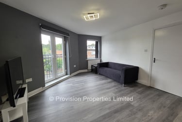 2 bed flat, Woodhouse Street, Rampart Road, Leeds, LS62JN - Image 4