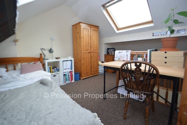 3 bed house, Carberry Terrace, Burley, Leeds, LS61QH - Image 3