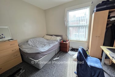 4 bed house, Welton Grove, Hyde Park, Leeds, LS61ES - Image 6