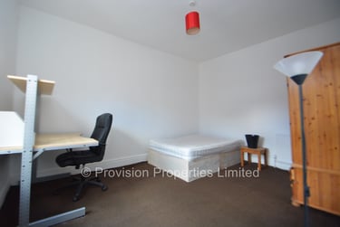 6 bed house, Woodsley Road, Hyde Park, Leeds, LS31DU - Image 6