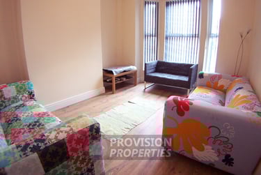 6 bed house, Hessle Place, Hyde Park, Leeds, LS61EU - Image 3