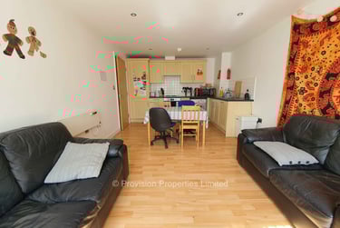 3 bed flat, Holborn Central, Rampart Road, Leeds, LS62NA - Image 4