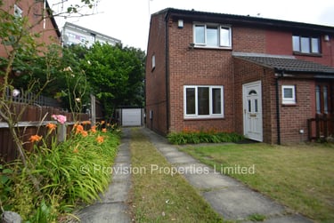2 bed house, Well Close Rise, Woodhouse, Leeds, LS29EZ - Image 1